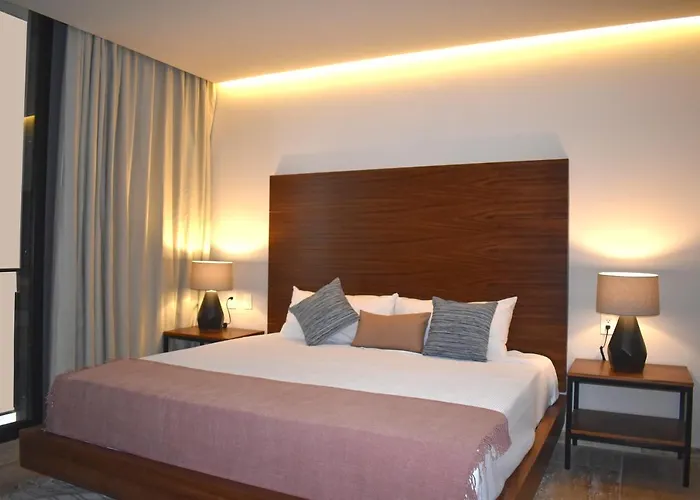 Kaab South By The Spot Aparthotel